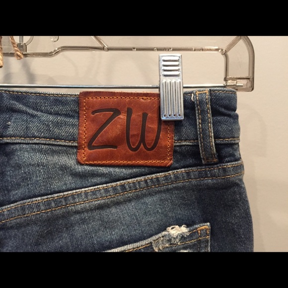 Zara Ripped Denim Jeans - Picture 9 of 11